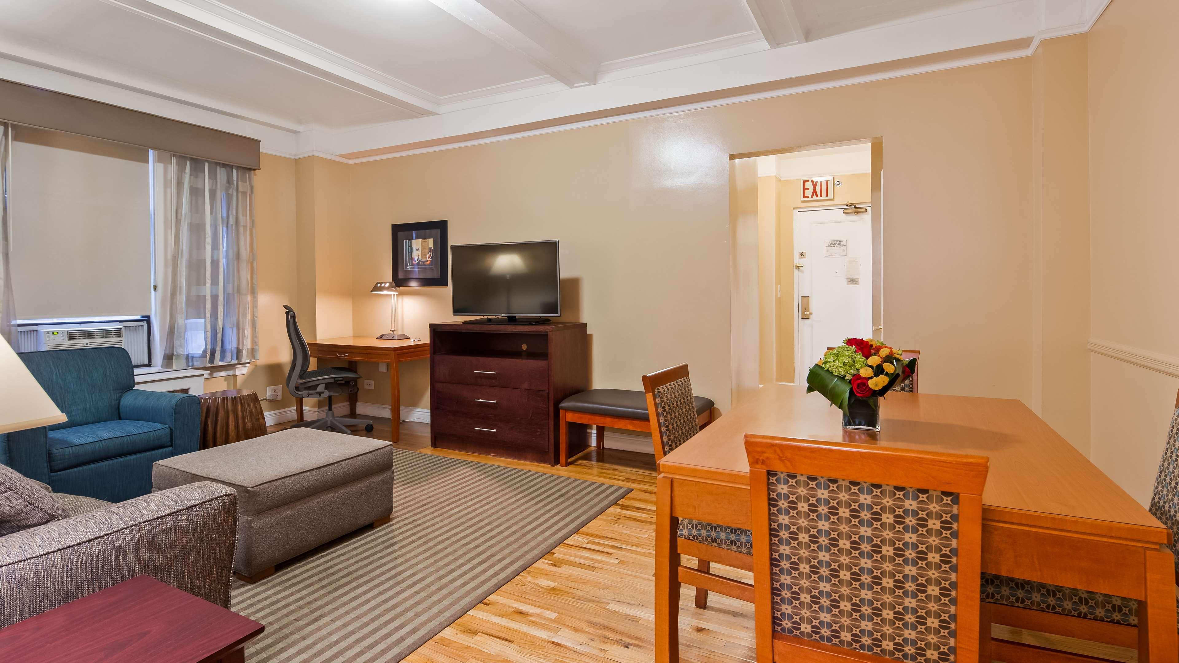 ניו יורק Best Western Plus Hospitality House Suites מראה חיצוני תמונה